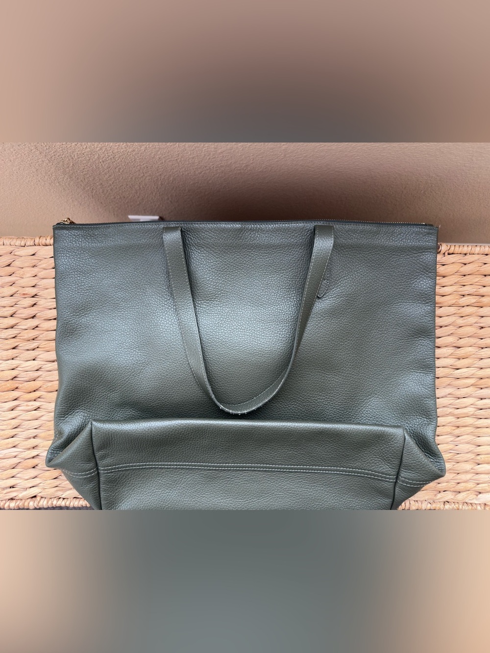 Cuyana Classic Leather Zip Tote Dark Olive